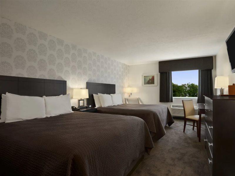 Travelodge By Wyndham Hubbard Oh Kültér fotó
